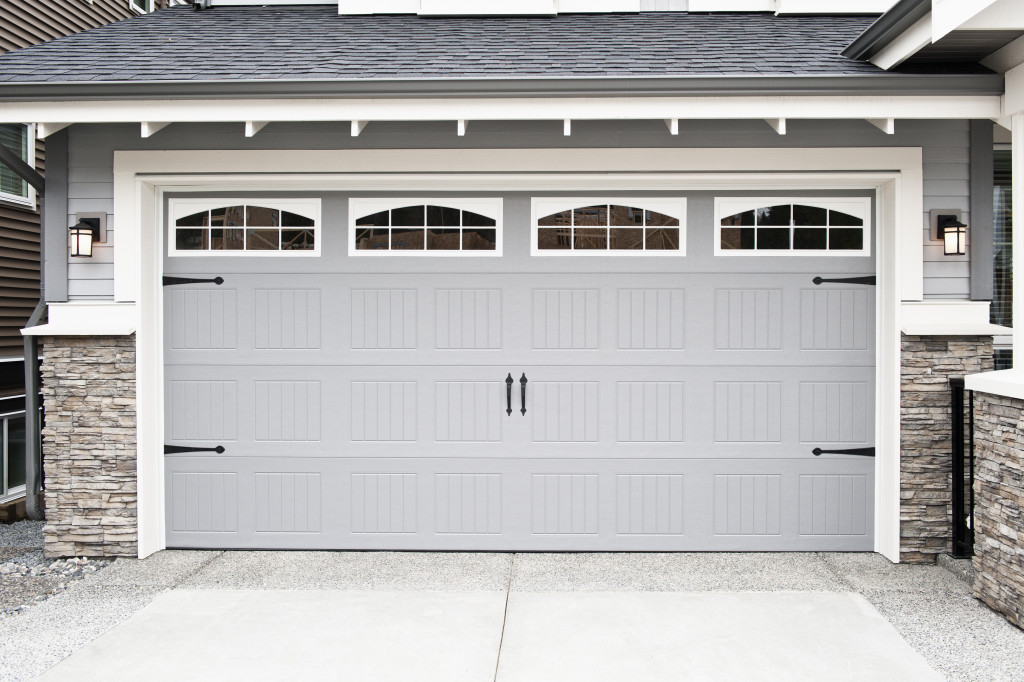 a picture of a closed home garage