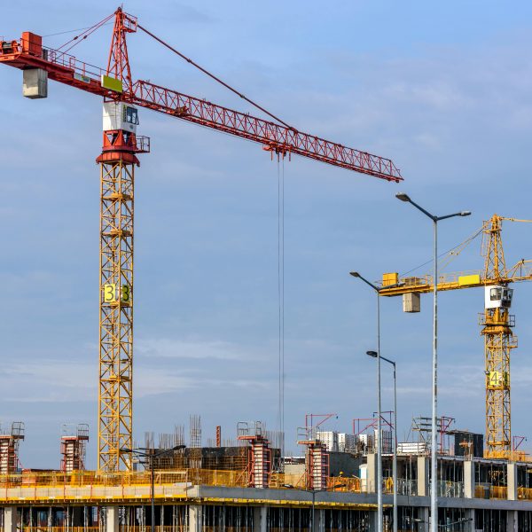 When to Use a Crane for Residential Construction Projects